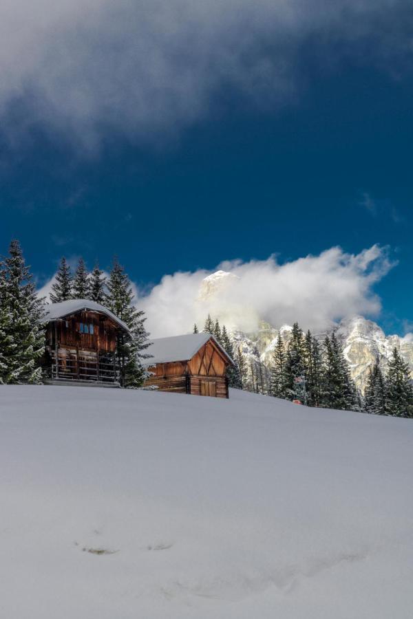 Hotel Planac Corvara In Badia Extérieur photo