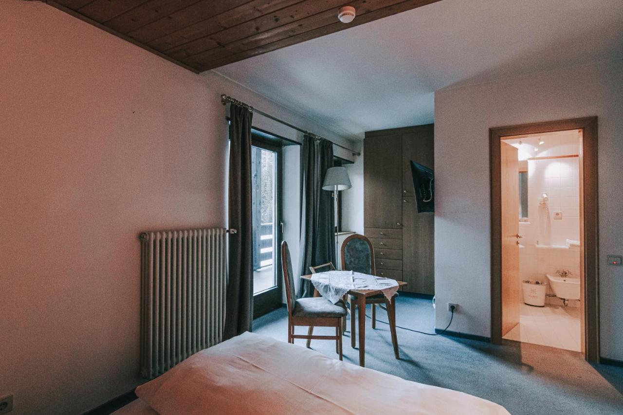 Hotel Planac Corvara In Badia Extérieur photo
