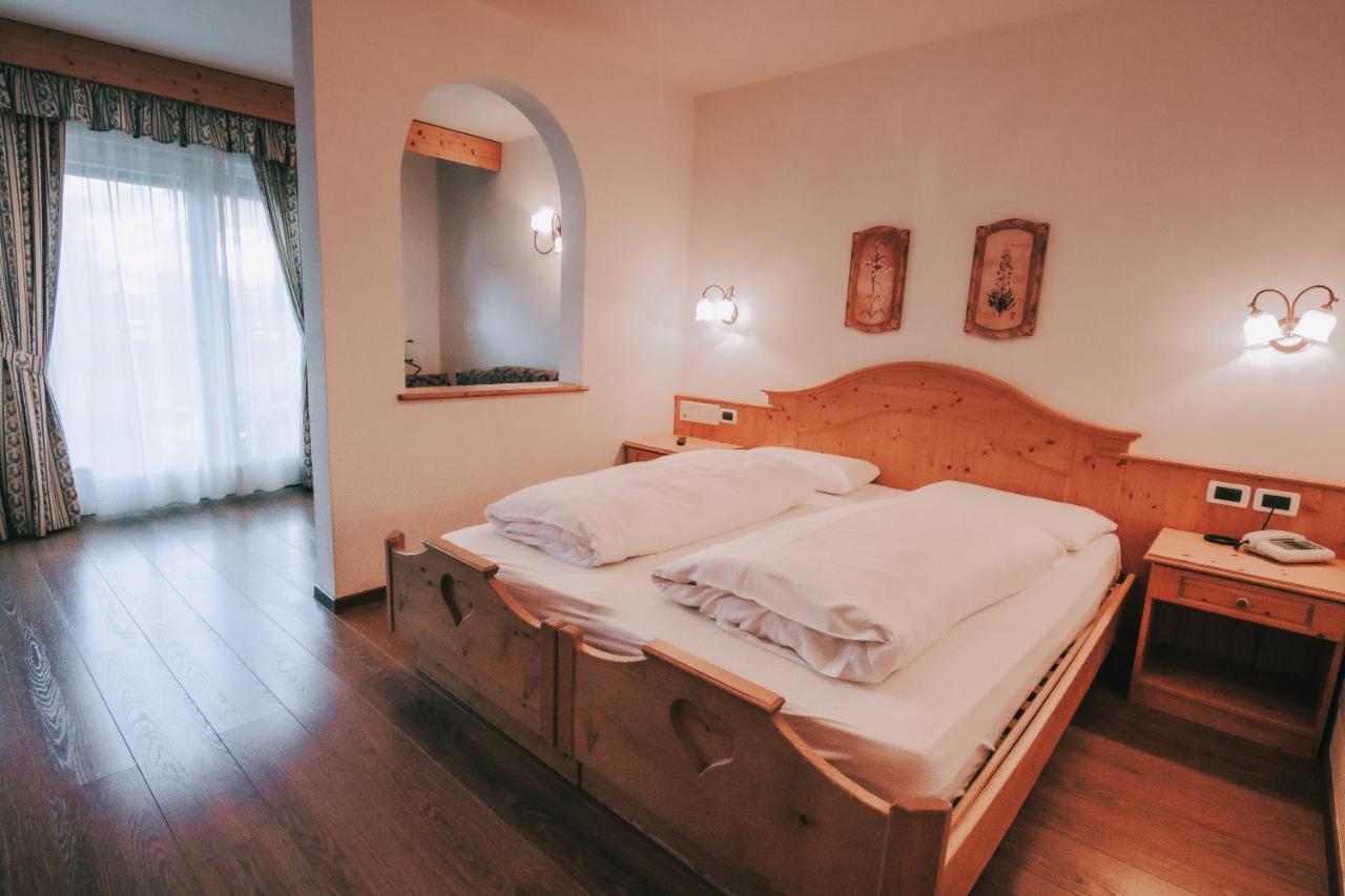 Hotel Planac Corvara In Badia Extérieur photo